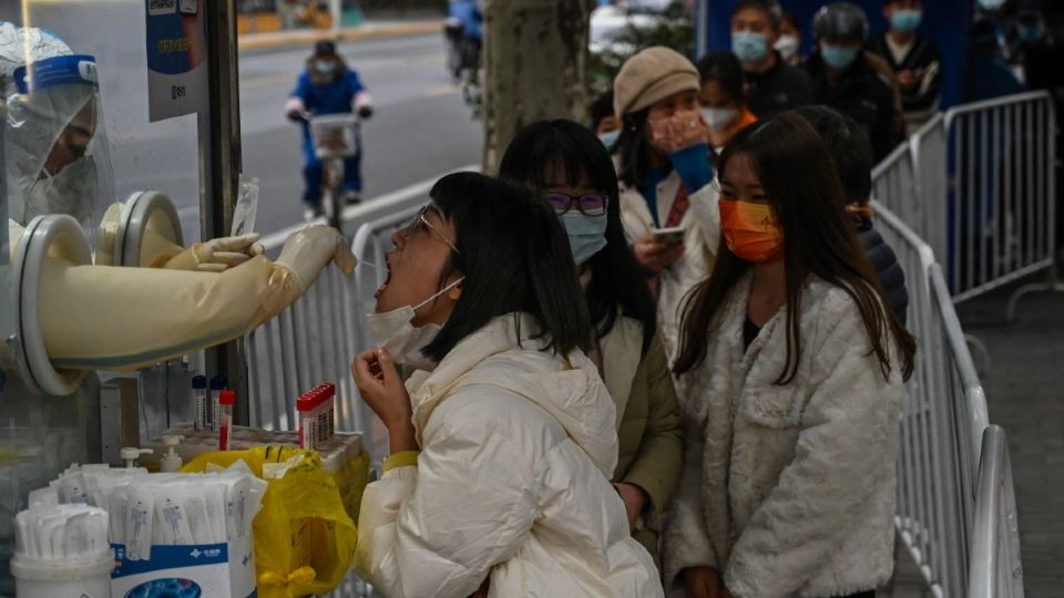 ¿Qué ocurre en China ante el repunte de enfermedades respiratorias y neumonía en niños?