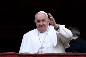 El papa Francisco pide a políticos del continente americano afrontar el fenómeno de las migraciones