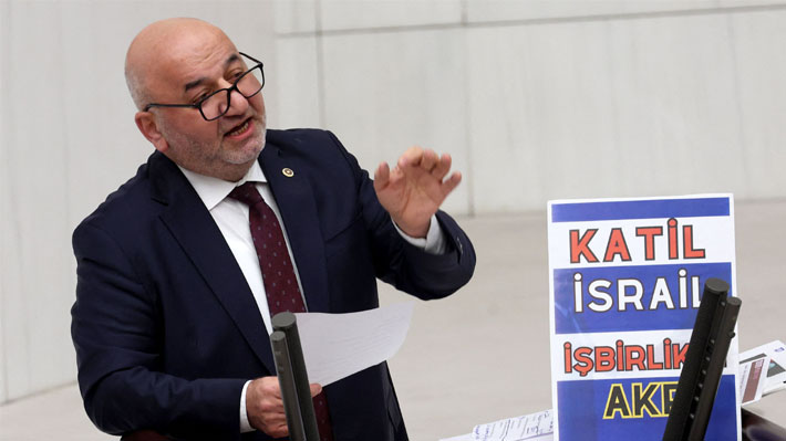 Muere el diputado turco que sufrió un infarto al anunciar “la ira de Alá” contra Israel
