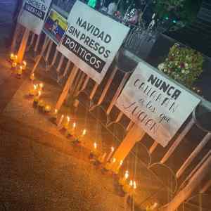 En Mérida realizaron vigilia por una “Navidad sin presos políticos”