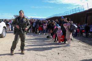 Smolansky consternado por el secuestro de migrantes venezolanos en la frontera entre México y EEUU