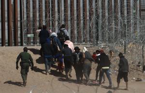 Denver canceló programas de ayuda a nuevos migrantes, en su mayoría venezolanos, por falta de fondos