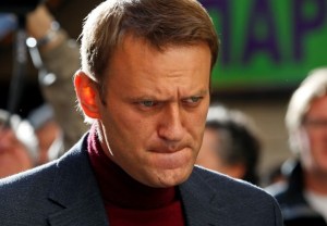 Alexei Navalny, el día que fue envenenado y el misterio de la botella de agua