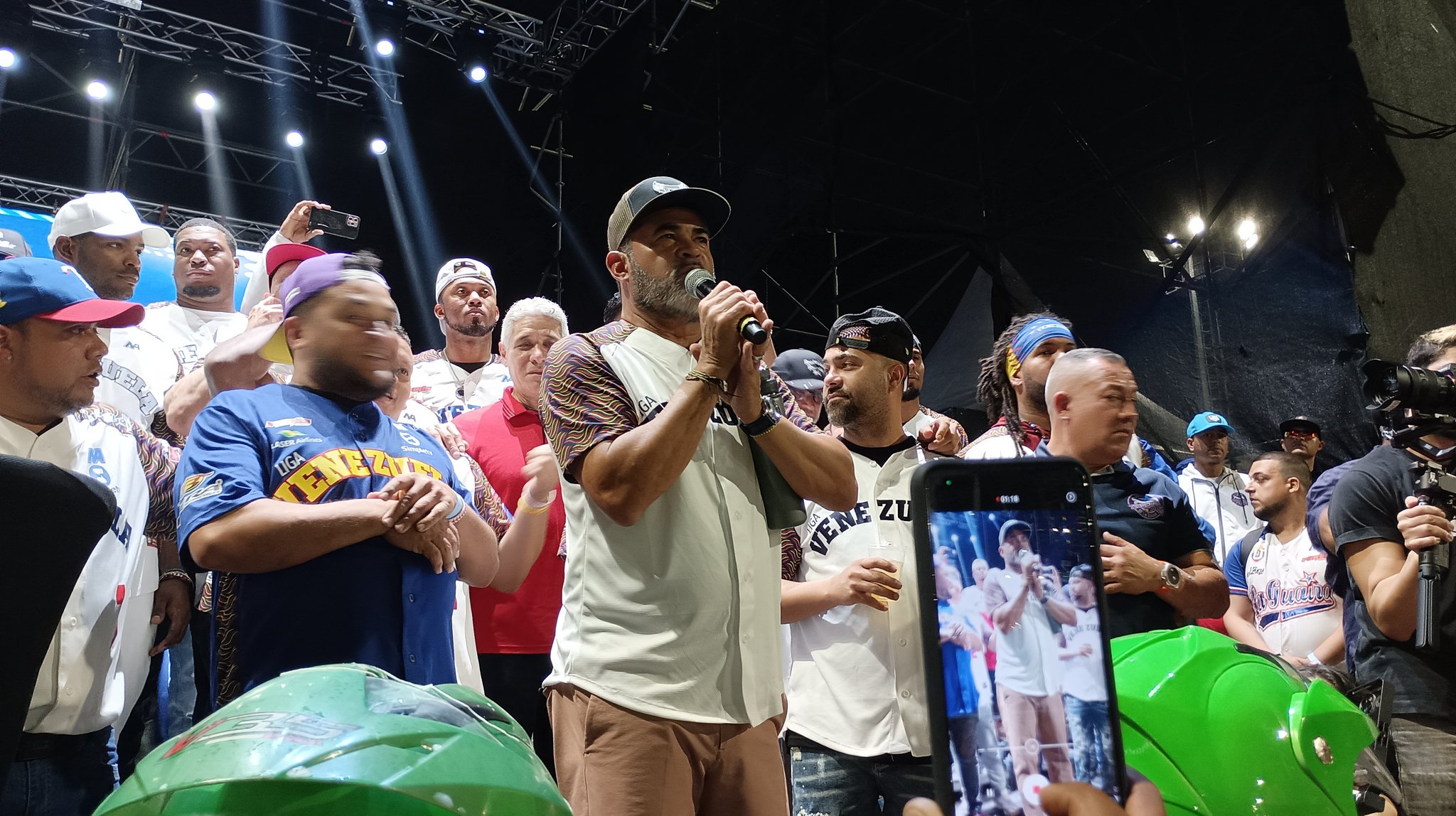 Las palabras de Oswaldo Guillén durante la celebración en Catia La Mar: “La sequía se acabó” (VIDEO)