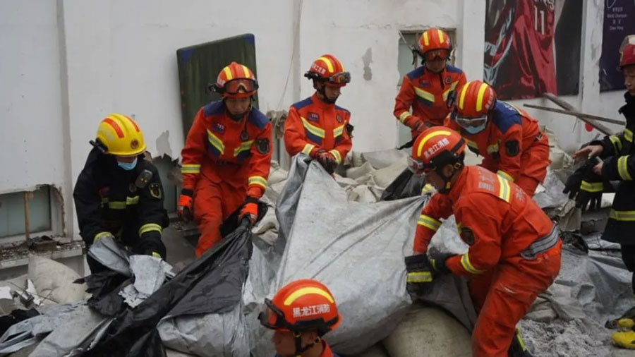 Informe responsabiliza a 51 personas por derrumbe de gimnasio con 11 fallecidos en China