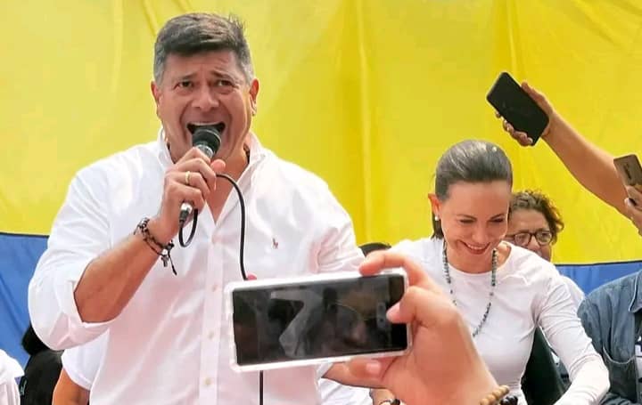 Plataforma Unitaria exigió la liberación de Freddy Superlano y demás presos políticos