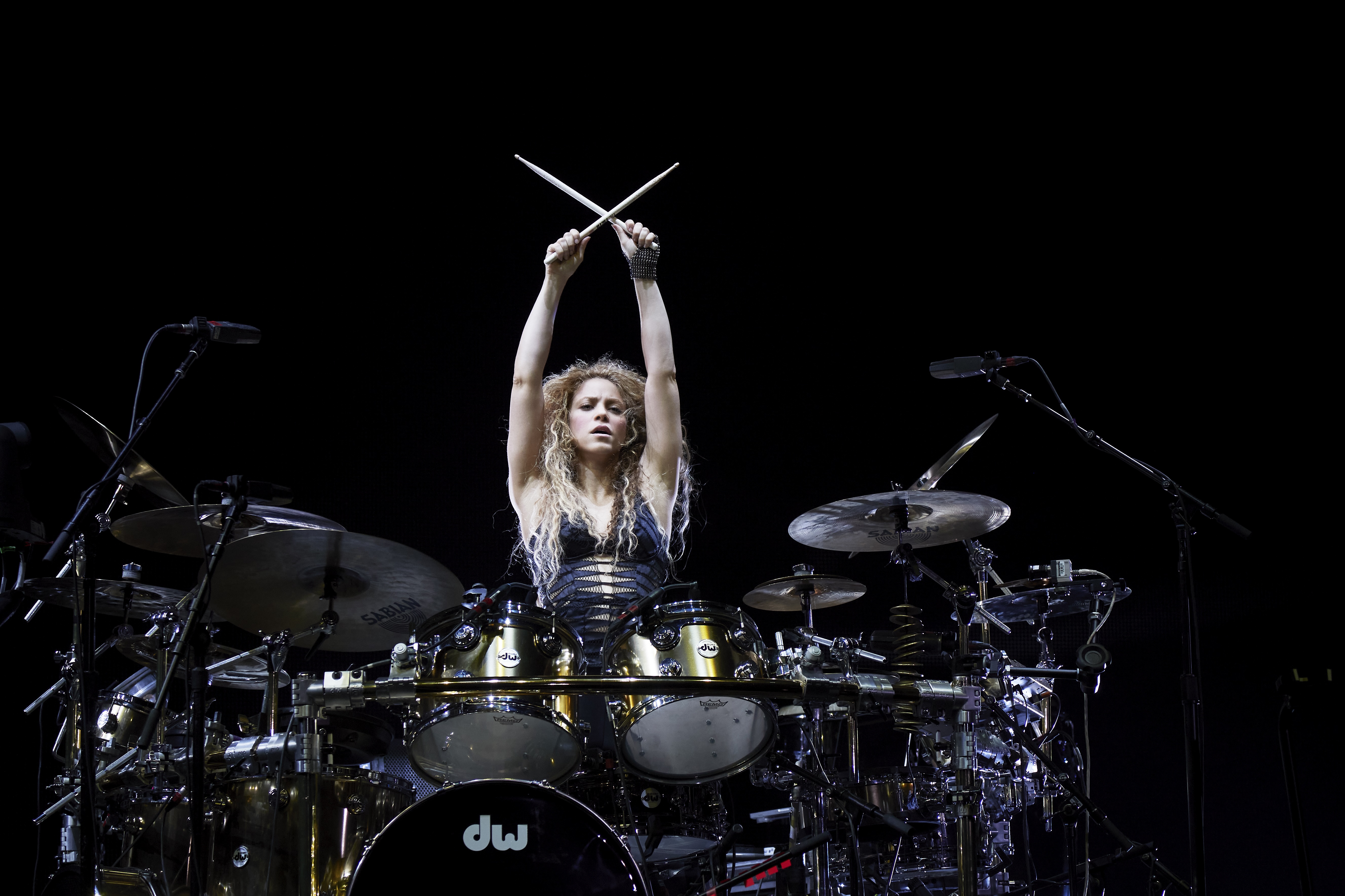 Shakira anuncia las primera fechas de su gira mundial “Las mujeres ya no lloran”