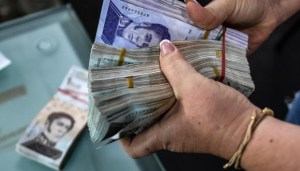Revisa tus alcancías: El billete de 500 bolívares que vale más de 45 mil dólares