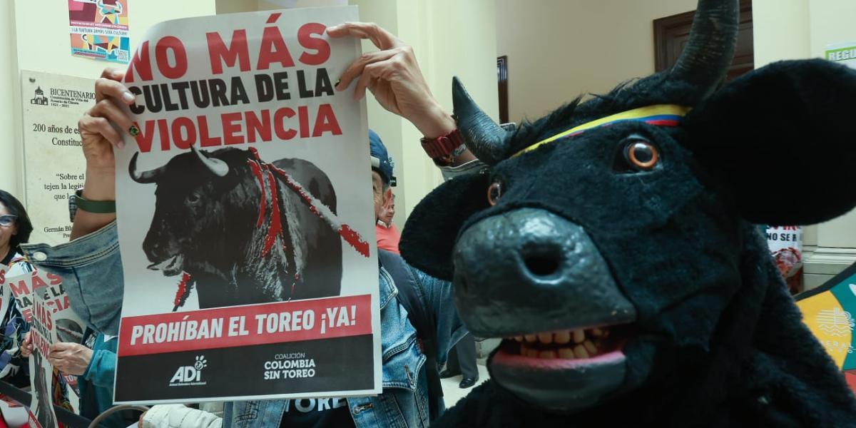 Aprobaron proyecto de ley que prohíbe las corridas de toros en Colombia