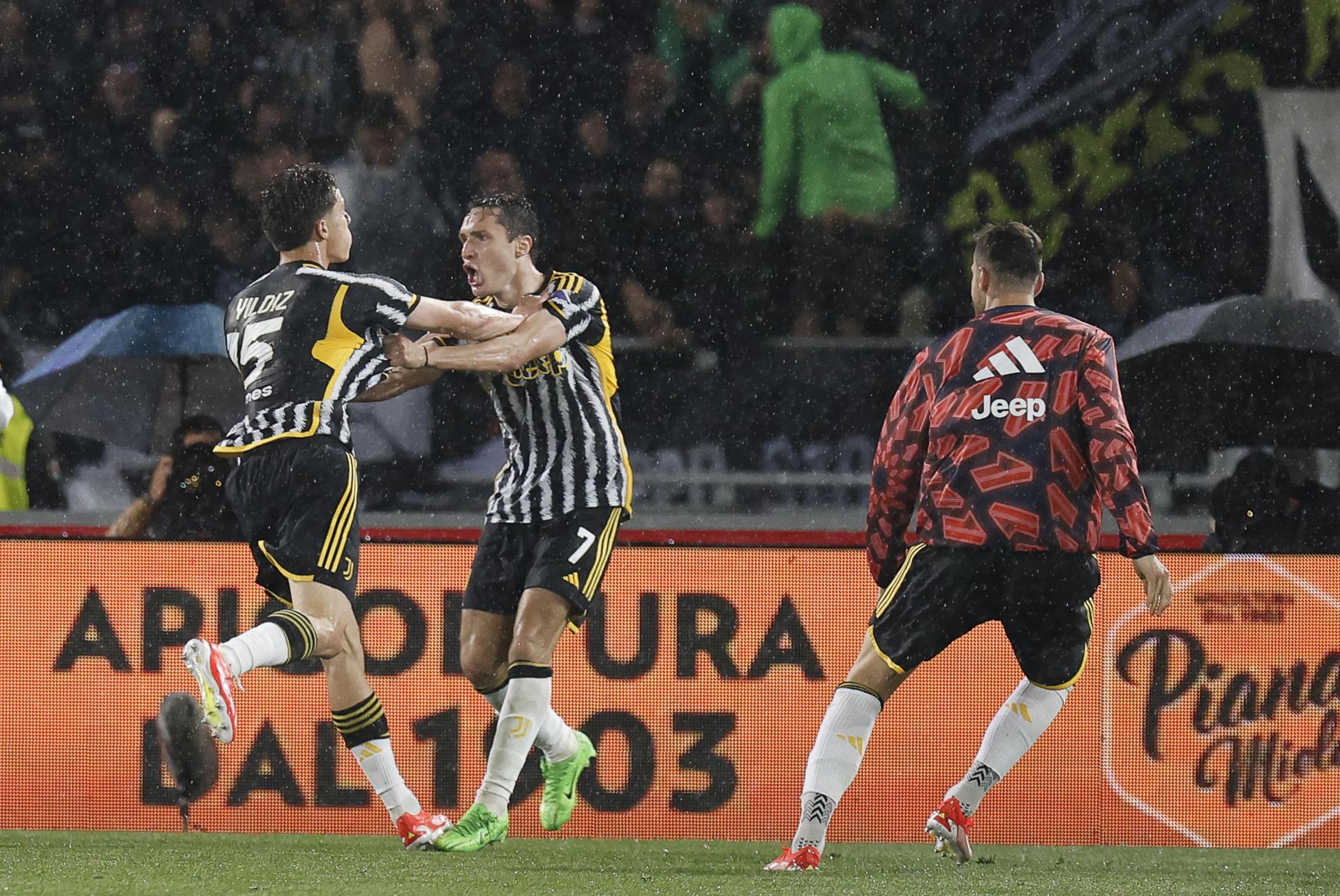 Juventus amargó la fiesta del Bolonia con tres goles en los últimos 15 minutos