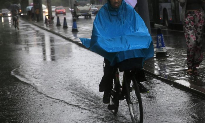 China emite alertas por fuertes lluvias, altas temperaturas y vientos en varias regiones