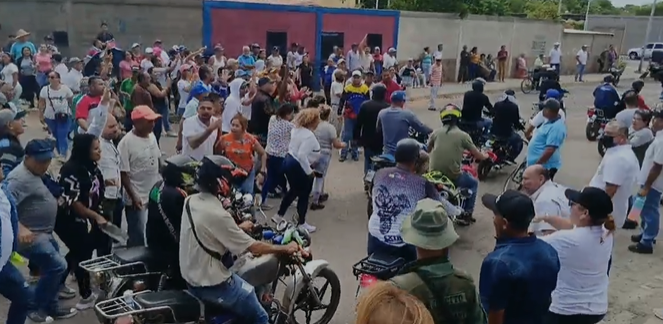 Colectivos motorizados amedrentaron a electores de la Juan Bautista Franco en Carora